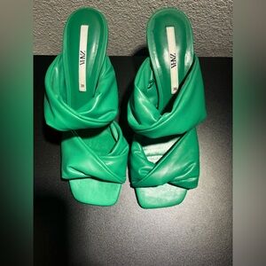 Zara Women's Vibrant Green Heels